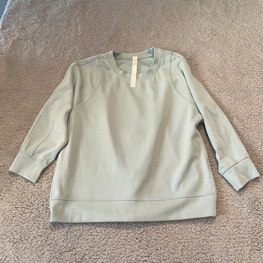 Lululemon oversize soft sweater size 6 color mint